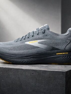 Brand New In Box Brooks Adrenaline GTS 25 Men's size 12. Grey/ Black / Yellow.